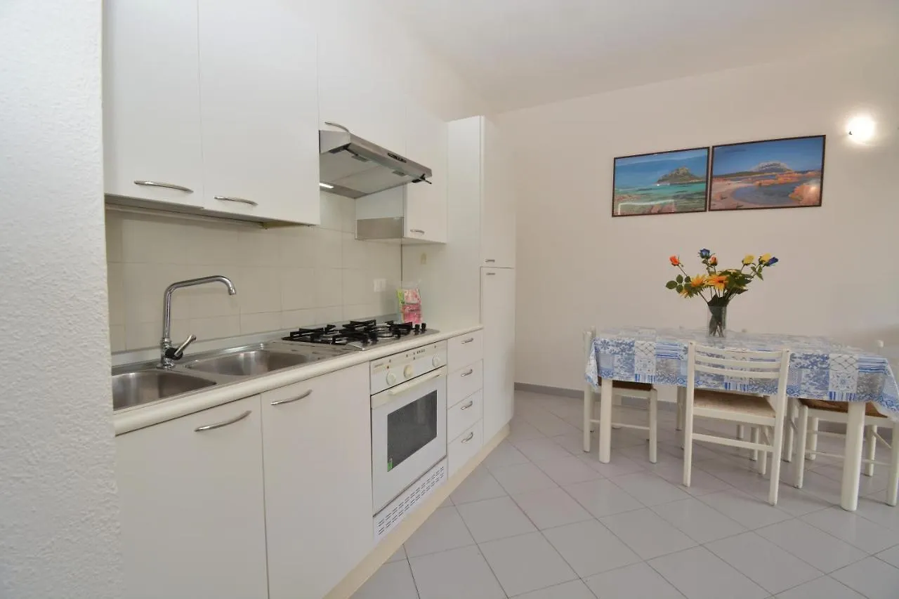 Vakantiehuis Appartamento Coclearia San Teodoro  Italië
